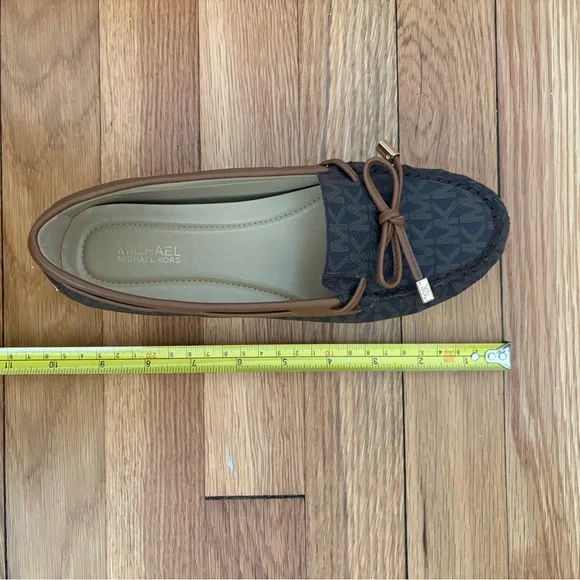 Michael Kors Crawford Brown Moccasins Women’s 6 NWOT - Picture 13 of 13